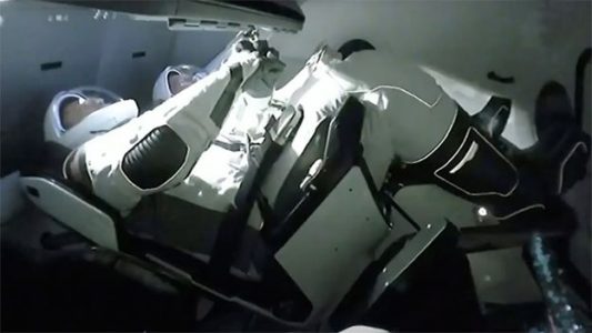 Misión SpaceX Nasa: cápsula de astronautas llega a la estación espacial