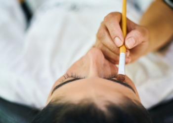 Las consecuencias del exceso de cosméticos que advierten los expertos