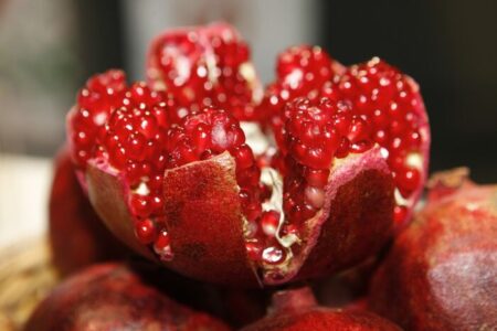Granada: Propiedades y beneficios de esta deliciosa fruta