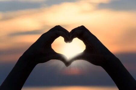 Por qué deberías seguir a tu corazón (y señales de que no lo haces)