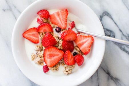 Desayunos saludables y rápidos: 10 opciones para ahorrar tiempo