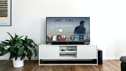 ¿Qué aspectos se deben tener en cuenta al momento de comprar un televisor?